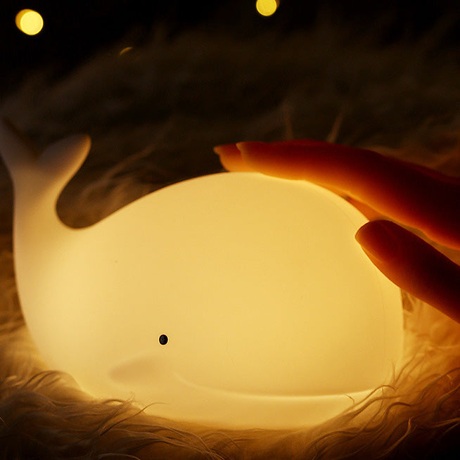 Lampe de nuit LED en silicone squishy en forme de baleine - Cadeau parfait pour les enfants et les filles