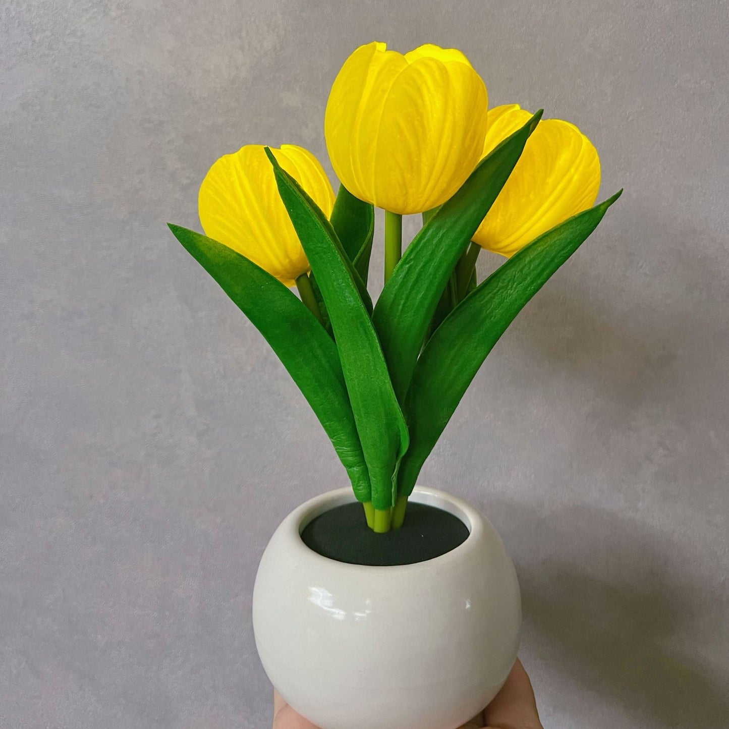 Lampe de Nuit LED Fleur de Tulipe - Cadeau Parfait pour Enfants et Filles