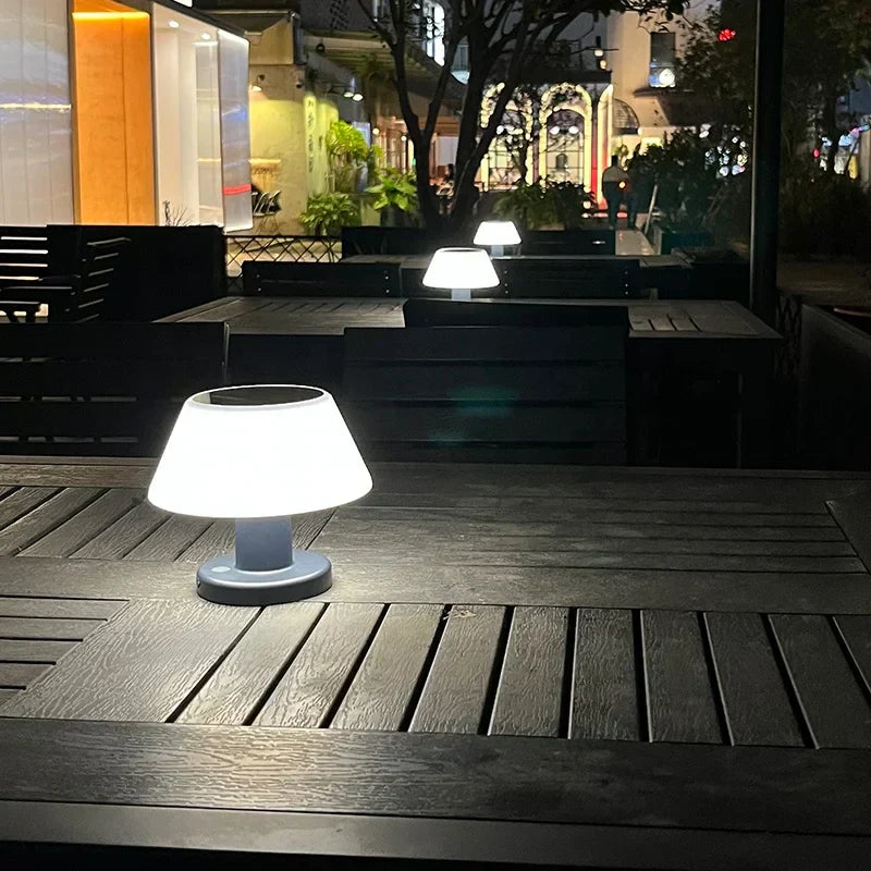Floroux | Éclairage LED rechargeable pour les espaces intérieurs et extérieurs