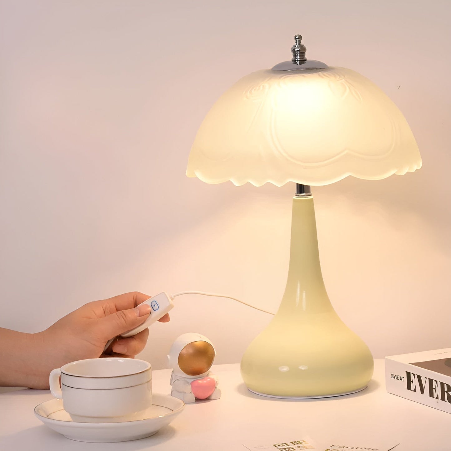 Eleganza Luxe Lampe de Table – Forme Champignon Intemporelle avec Fonction Dimmable LED en Couleurs Douces
