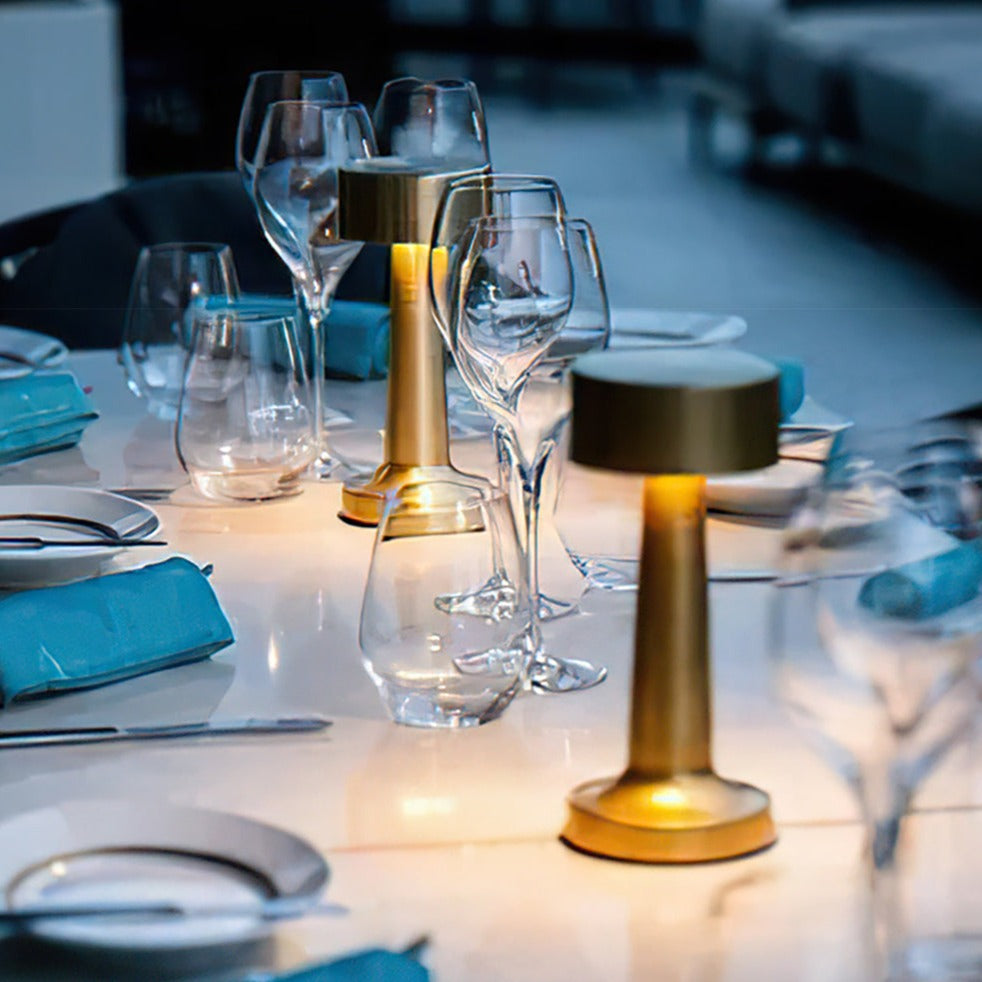 LumiAura - Lampe de table LED sans fil au style rétro chic - Rechargeable par USB