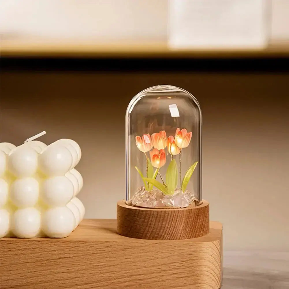 ÉclatTulipe - Lampe de Nuit Faite à la Main en Verre