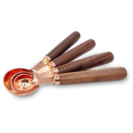 Ensemble de tasses à mesurer en bois d'acacia et cuillère à mesurer en or rose - Essentiels de pâtisserie