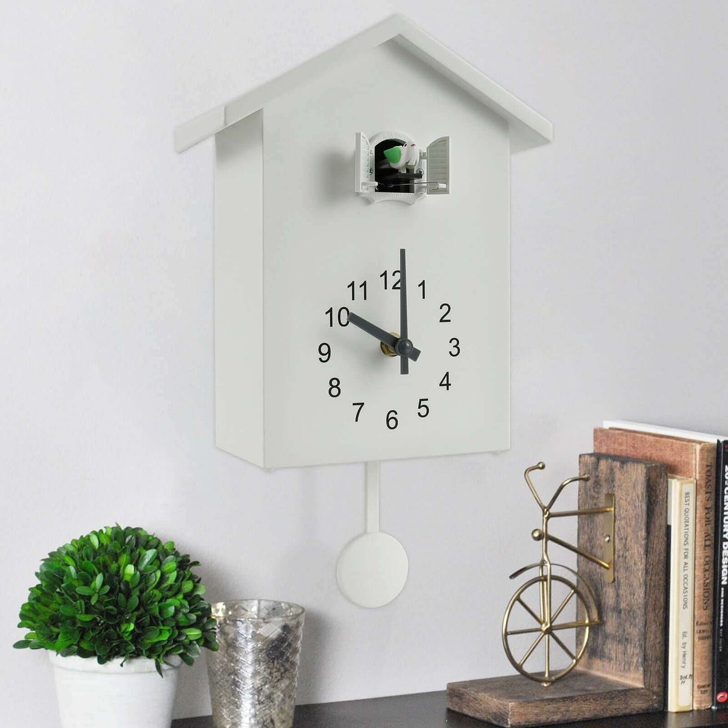 Horloge murale contemporaine en quartz coucou