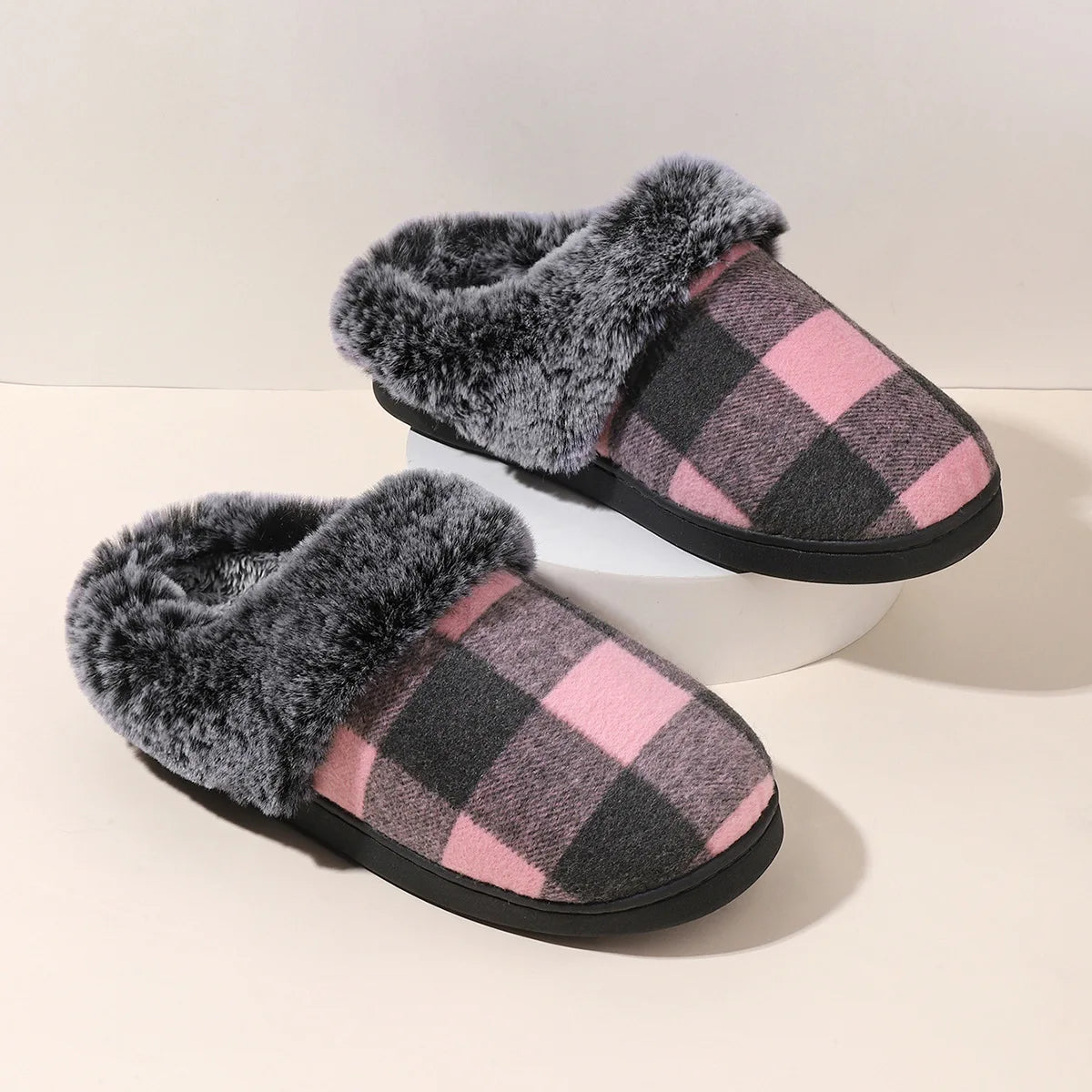 Velvet Vibes Pantoufle - Pantoufles d'hiver adaptées aux enfants en laine et coton avec semelle antidérapante