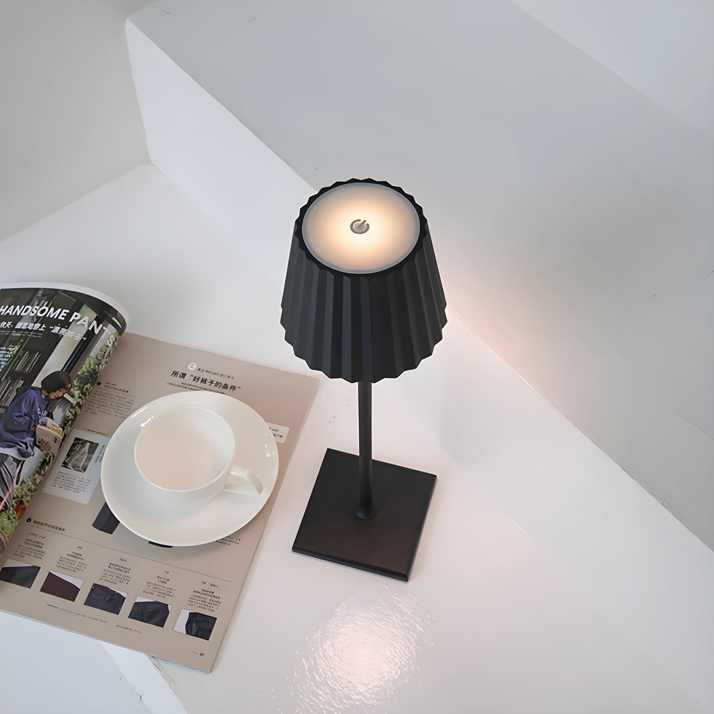 Nordic Arlo – Lampe de table à toucher dimmable – étanche et rechargeable