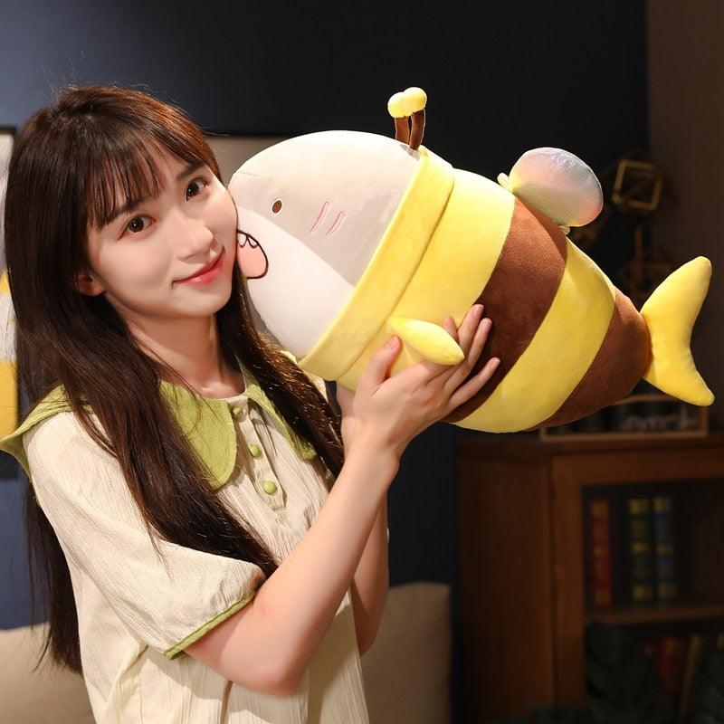 Floroux le requin - Figure en peluche amusante pour un foyer heureux