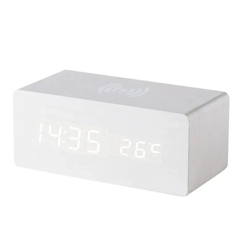 EcoHorloge – Horloge LED en bois avec affichage de la température et chargement sans fil