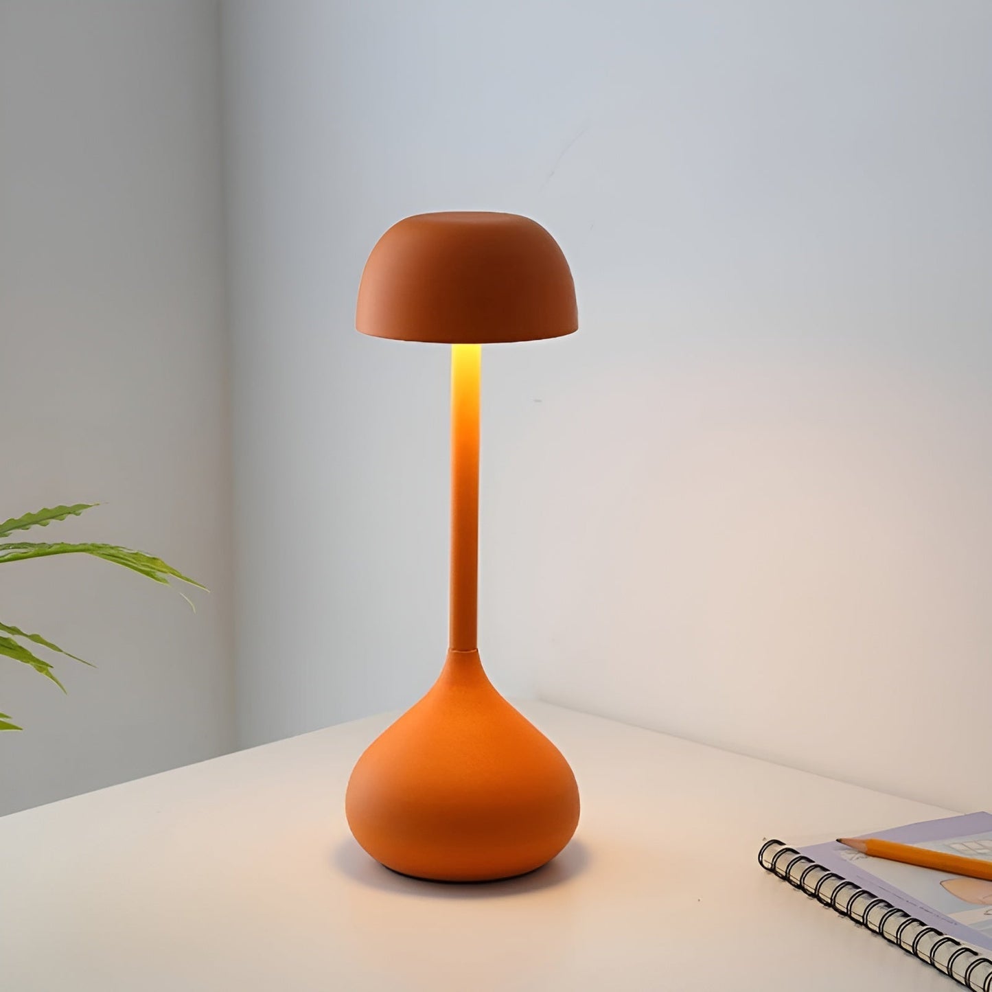 LumiTouch Lampe de Table LED Sans Fil – Élégante, Dimmable et Moderne