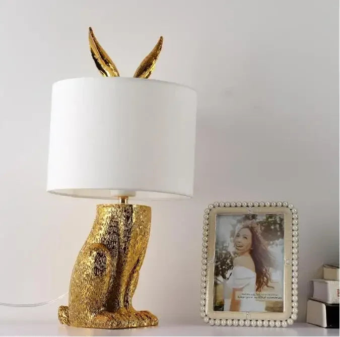 ÉléganceNordique - Lampe de chevet Hare pour la chambre