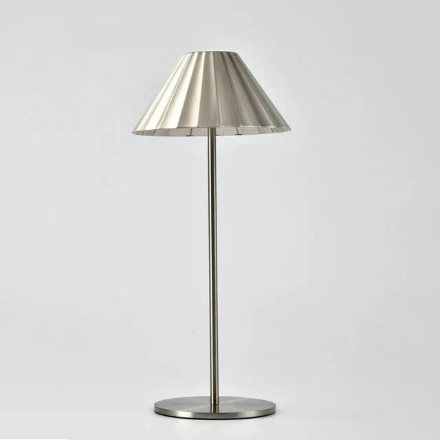 LumièreChic – Lampe de Table Moderne pour Hôtel et Bar