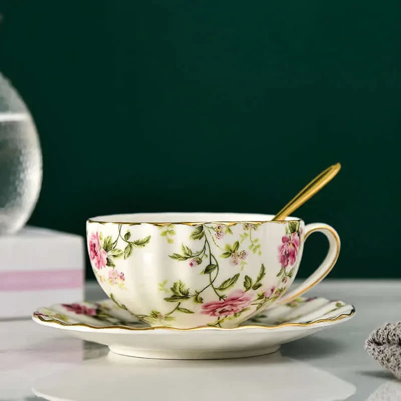 Tasse à café en porcelaine Bone China élégante - Design luxueux et unique