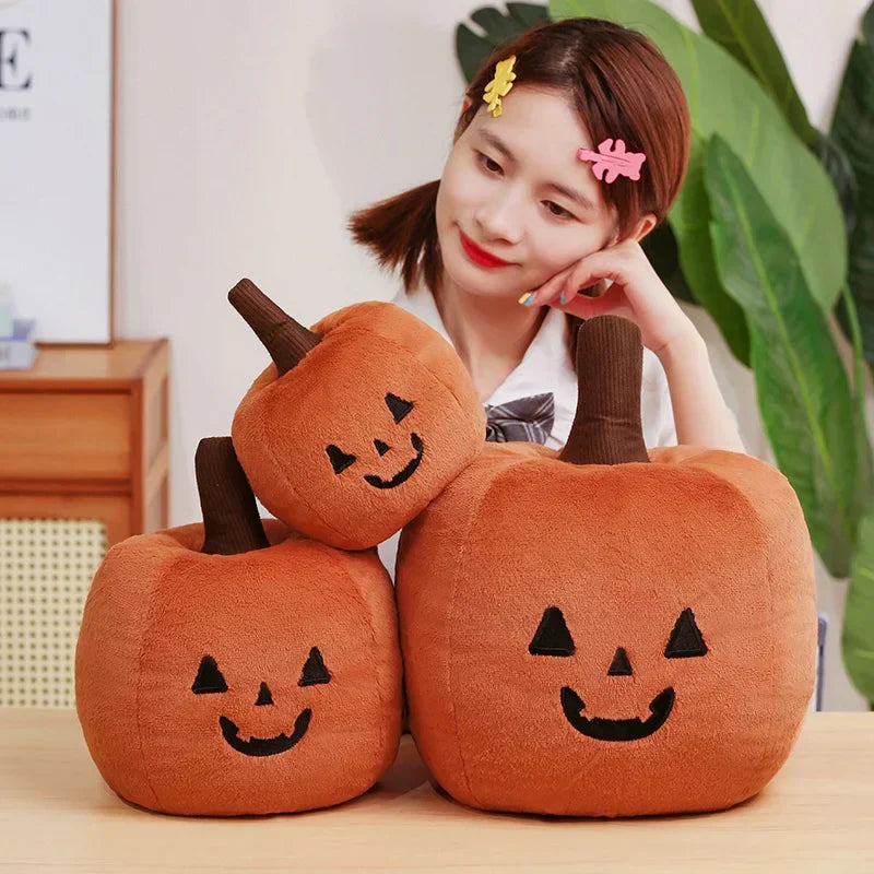 Floroux Ami Citrouille - Figurine Peluche Citrouille d'Halloween Douillette
