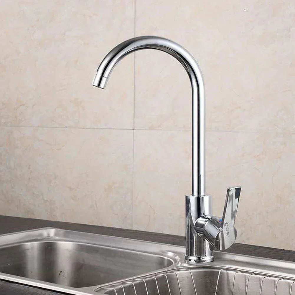 ShineFlow – Robinet de cuisine élégant avec commande simple