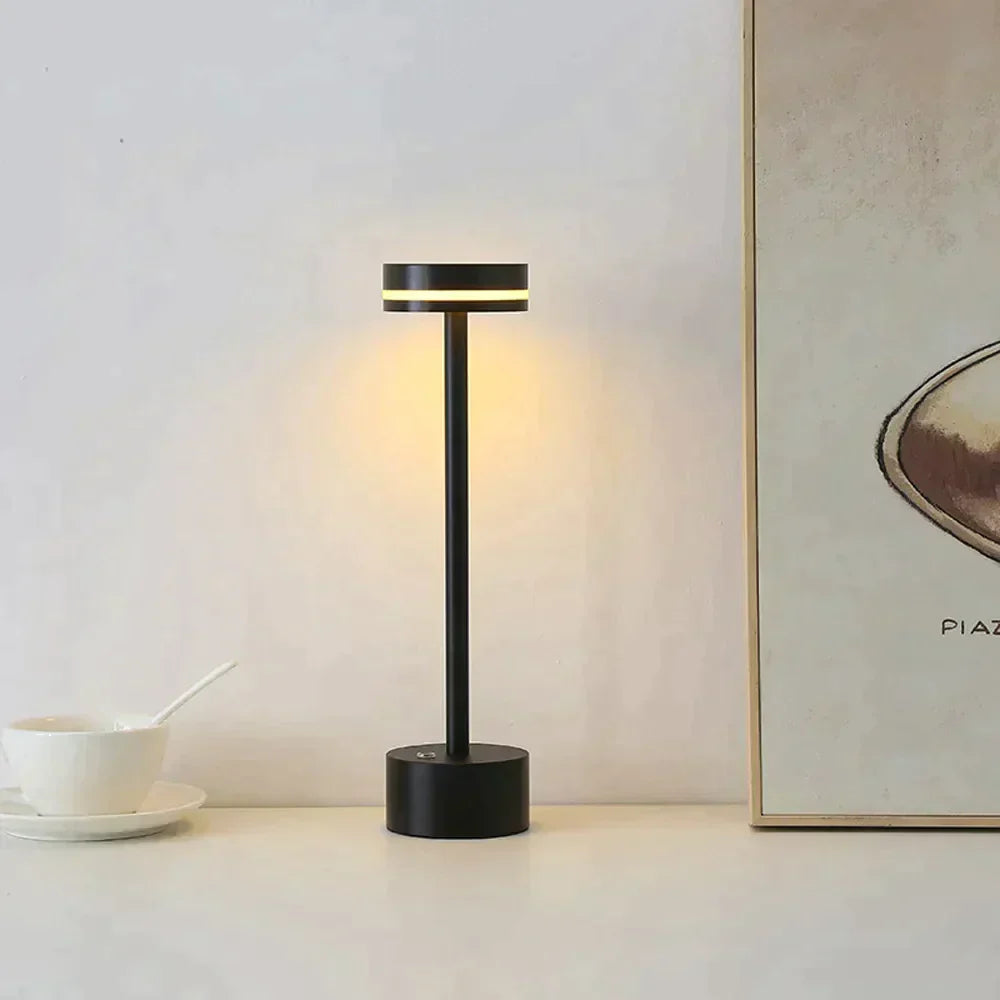 StellarGlow - Lampe sans fil pour extérieur avec éclairage ajustable