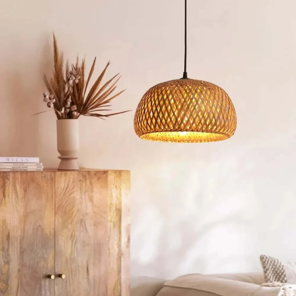 Chic lustre en rotin du milieu du siècle