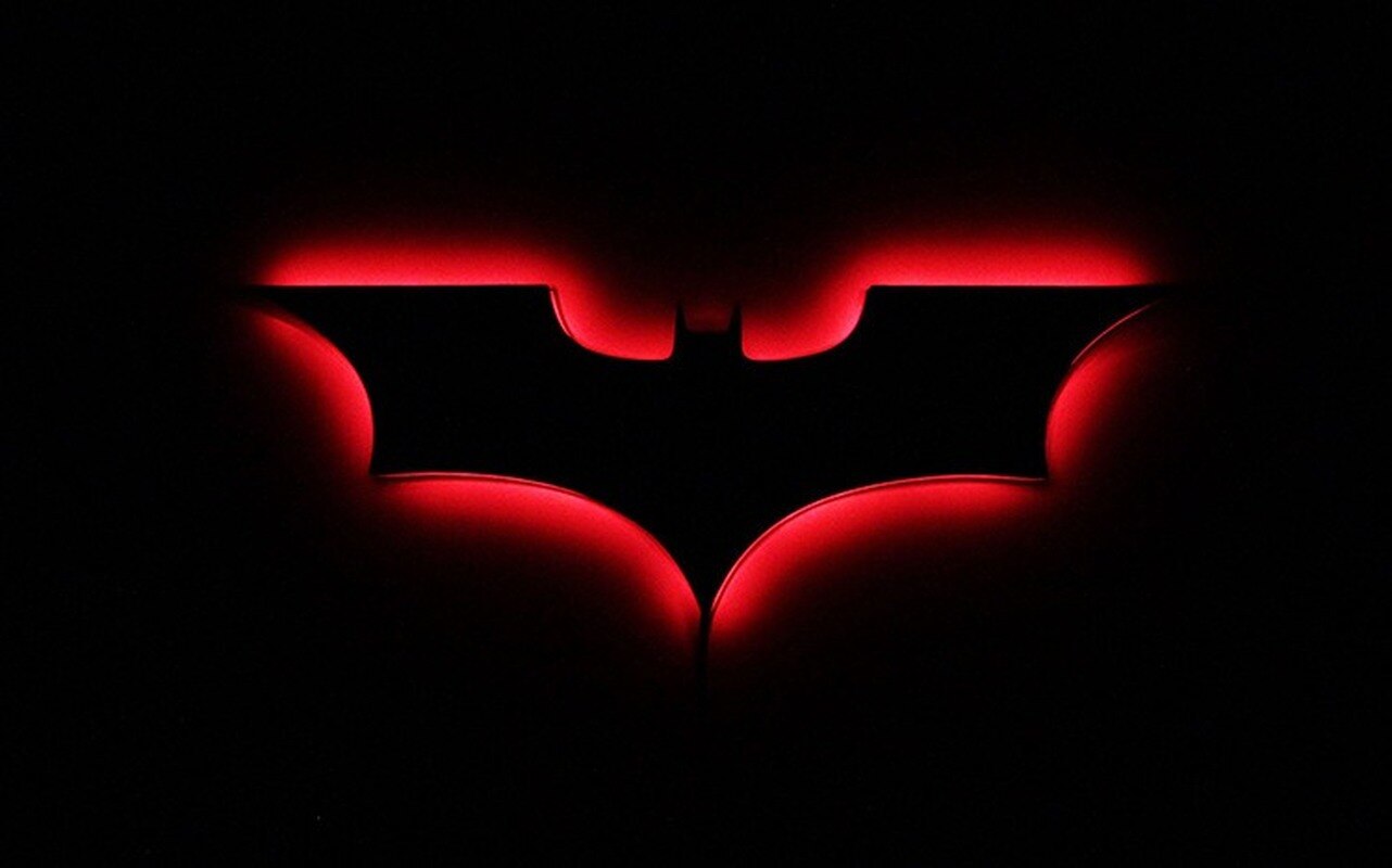Batman Lampe Murale LED avec Télécommande Sans Fil et Changement de Couleur