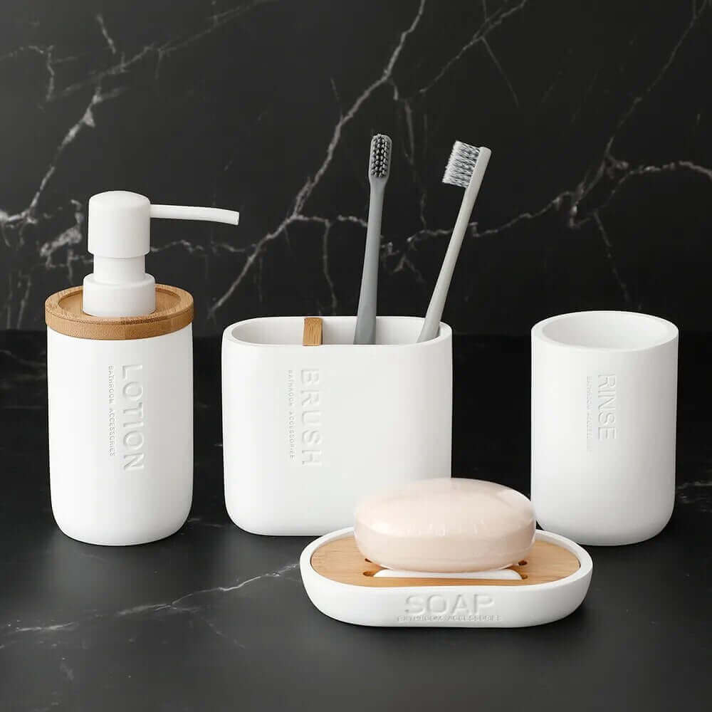 Ensemble d'accessoires de salle de bain design en noir ou blanc