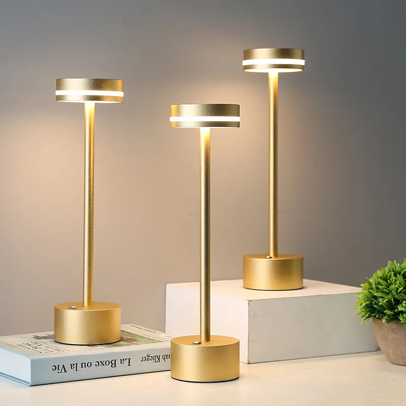 StellarGlow - Lampe sans fil pour extérieur avec éclairage ajustable
