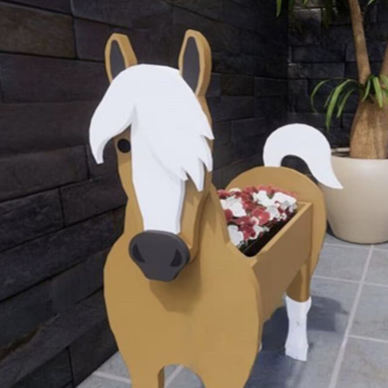 Charming garden animal figures made of PVC