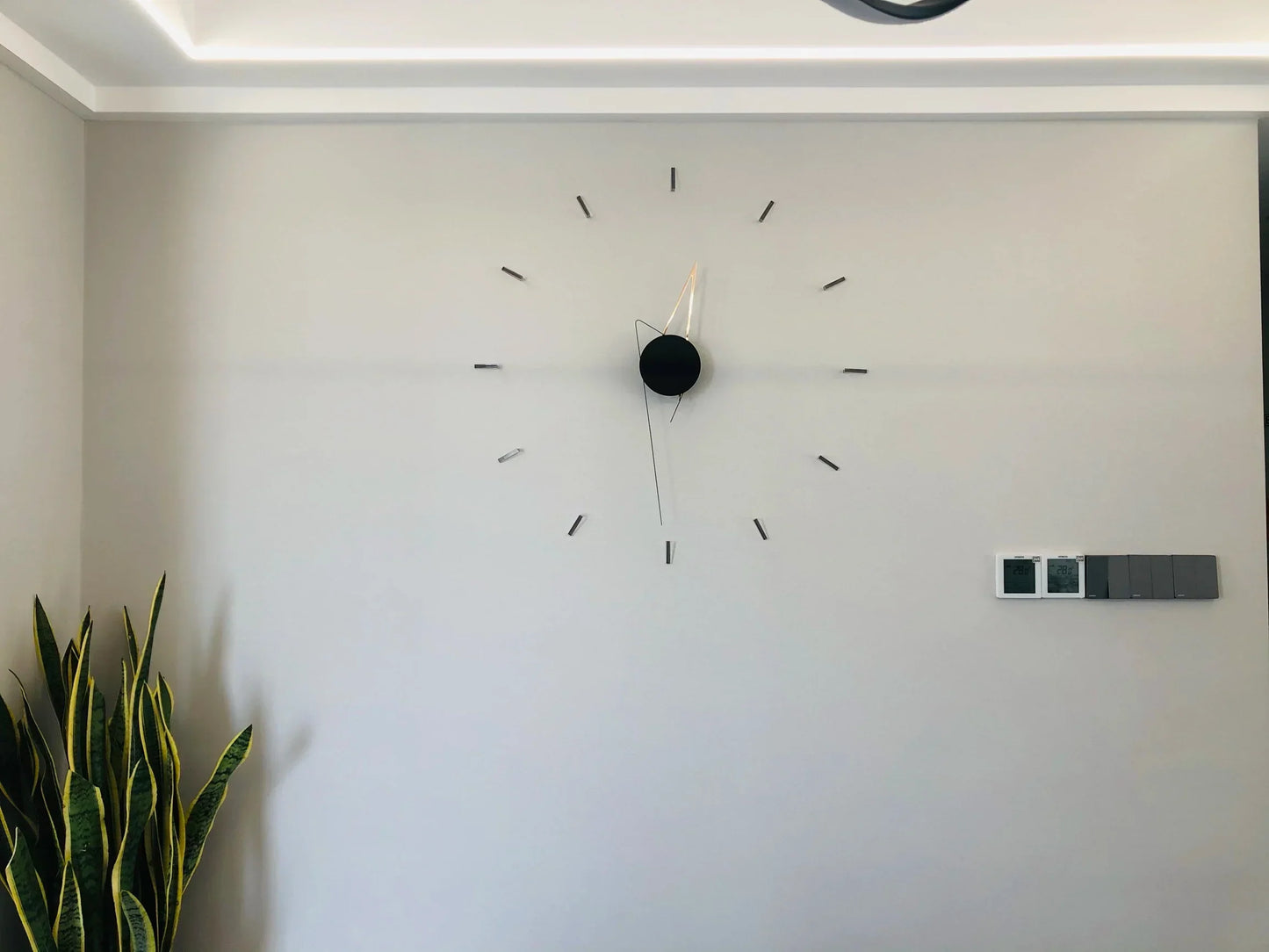 ModernArt Horloge - Horloge Murale Silencieuse pour Minimalisme