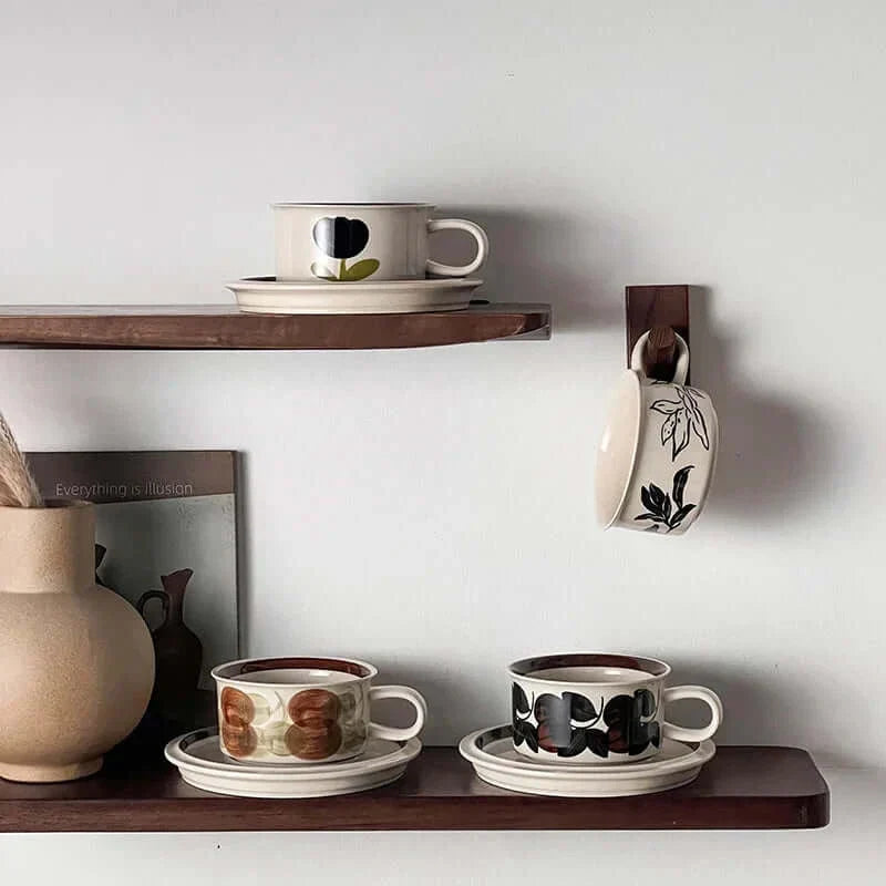 Tasse à café en céramique florale peinte à la main rétro