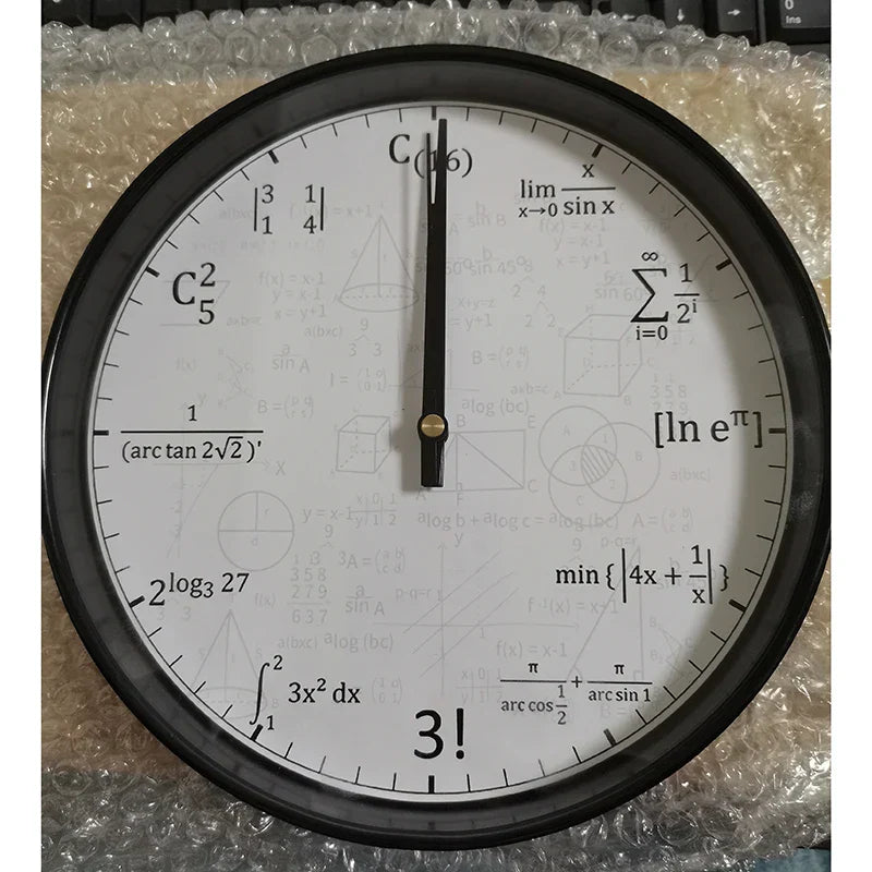 ChalkBoard Clock - Décoration murale des formules mathématiques