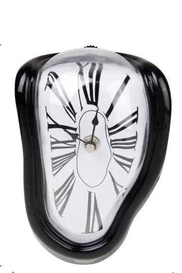 MeltHorloge – Horloge Surréaliste pour Intérieur Moderne