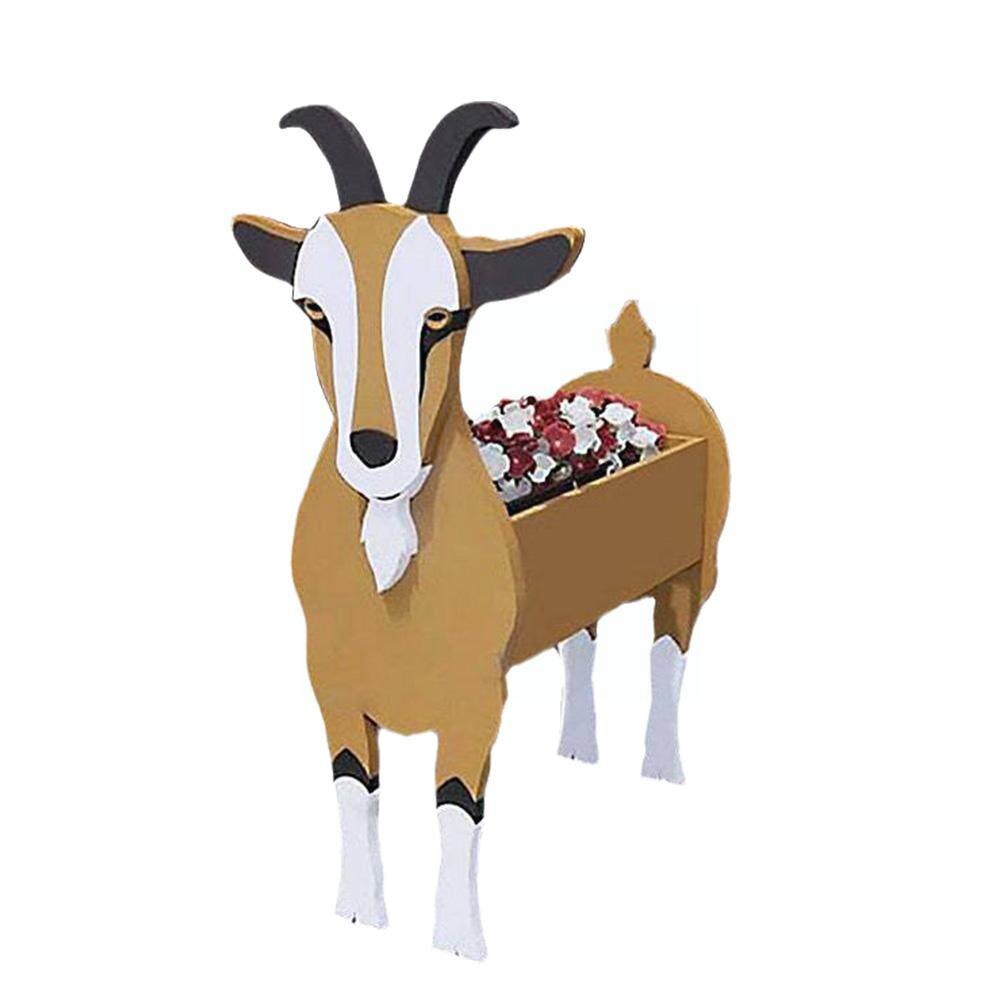 Charming garden animal figures made of PVC
