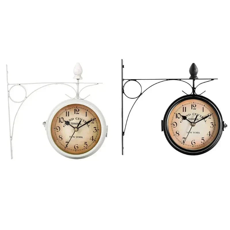 Floroux Vintage Horloge murale double face | Design nostalgique | Finition de haute qualité | Idéal pour la maison et le bureau