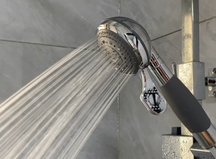 SécuDouche - Tête de Douche Sécurisée pour un Confort Optimal