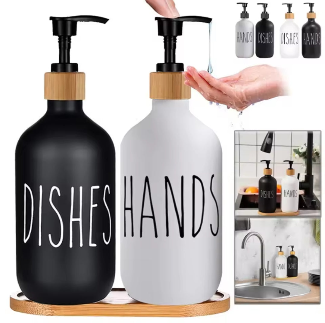 Mains et distributeur de savon