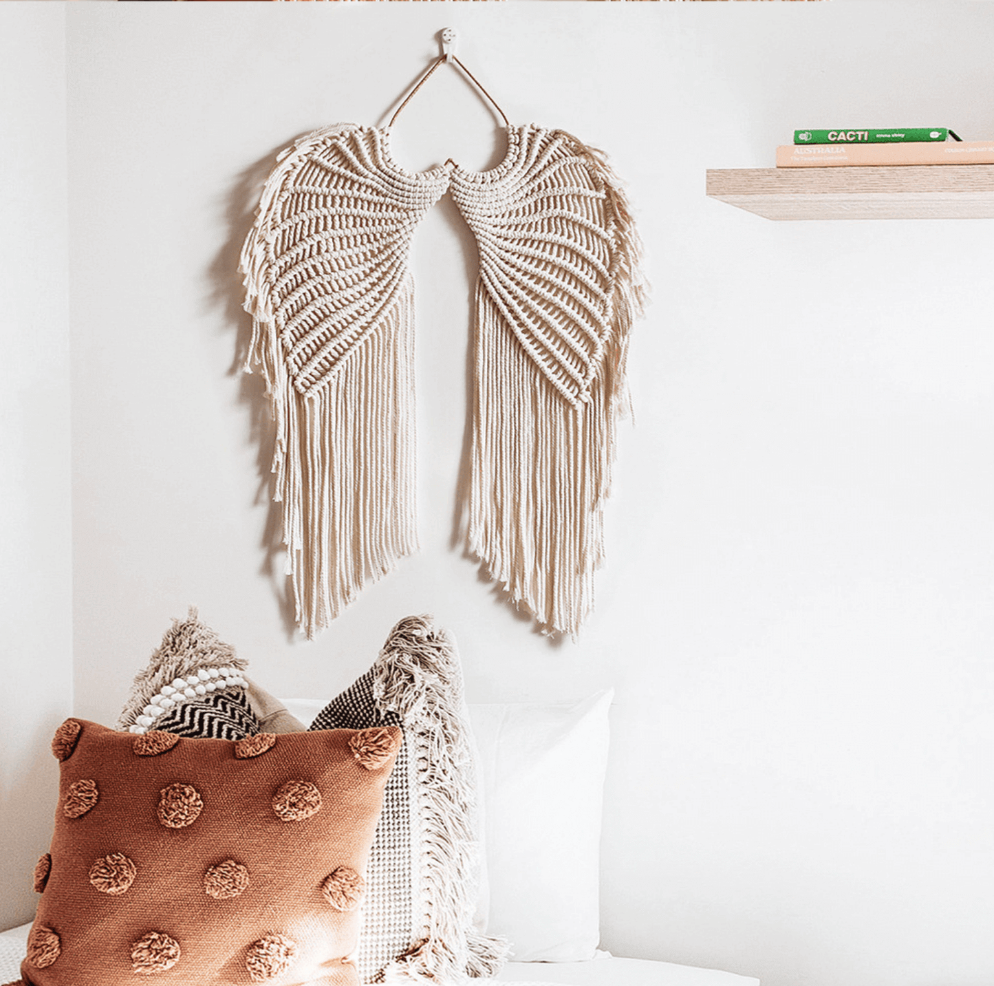 Décoration murale suspendue en macramé ailes d'ange