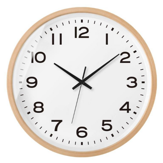 Horloge murale en bois scandinave