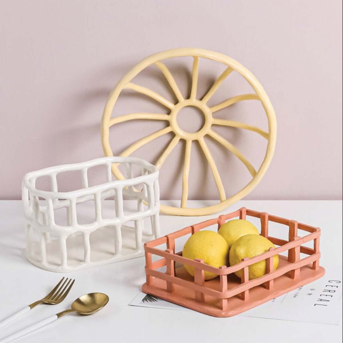 Bol à fruits en résine élégant
