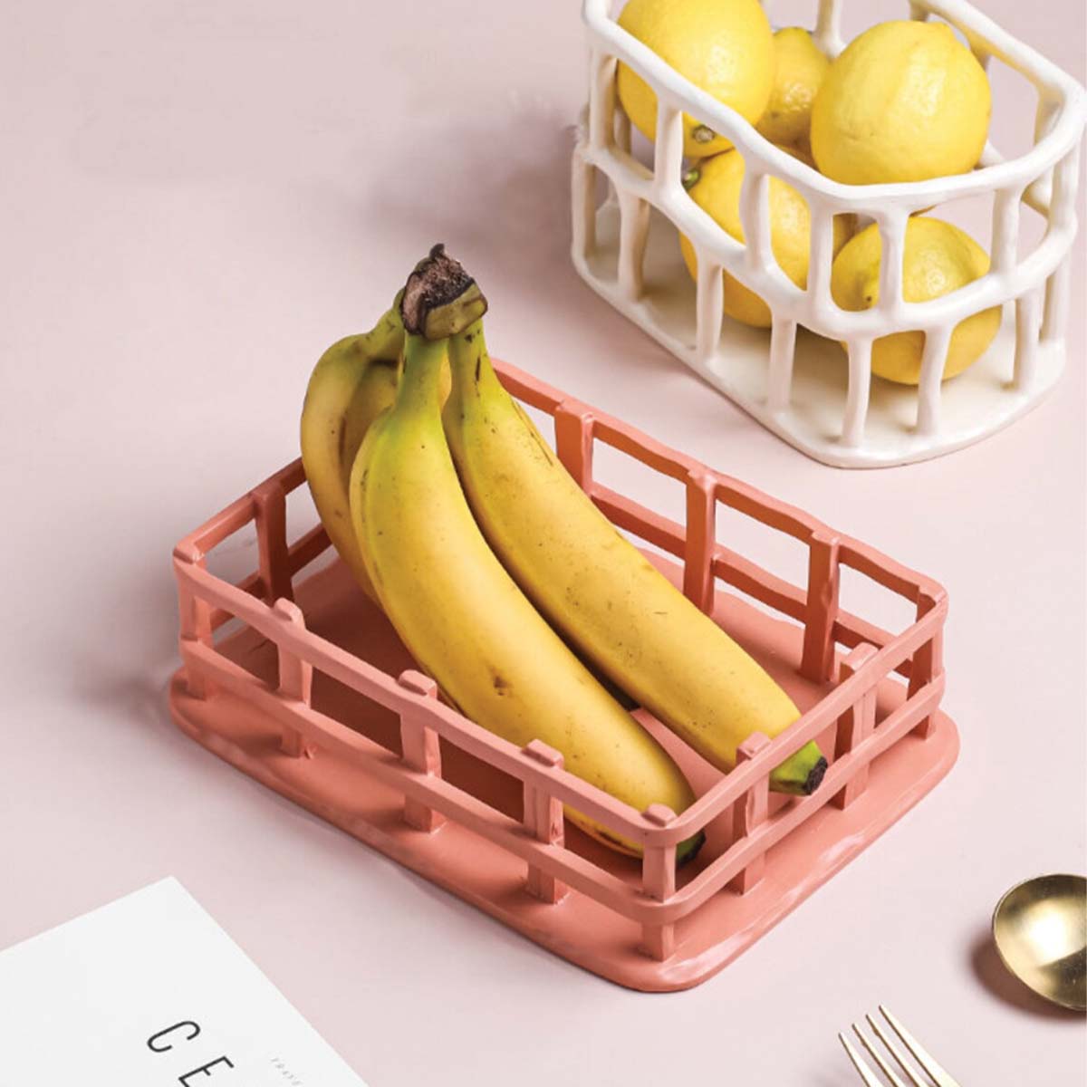 Bol à fruits en résine élégant