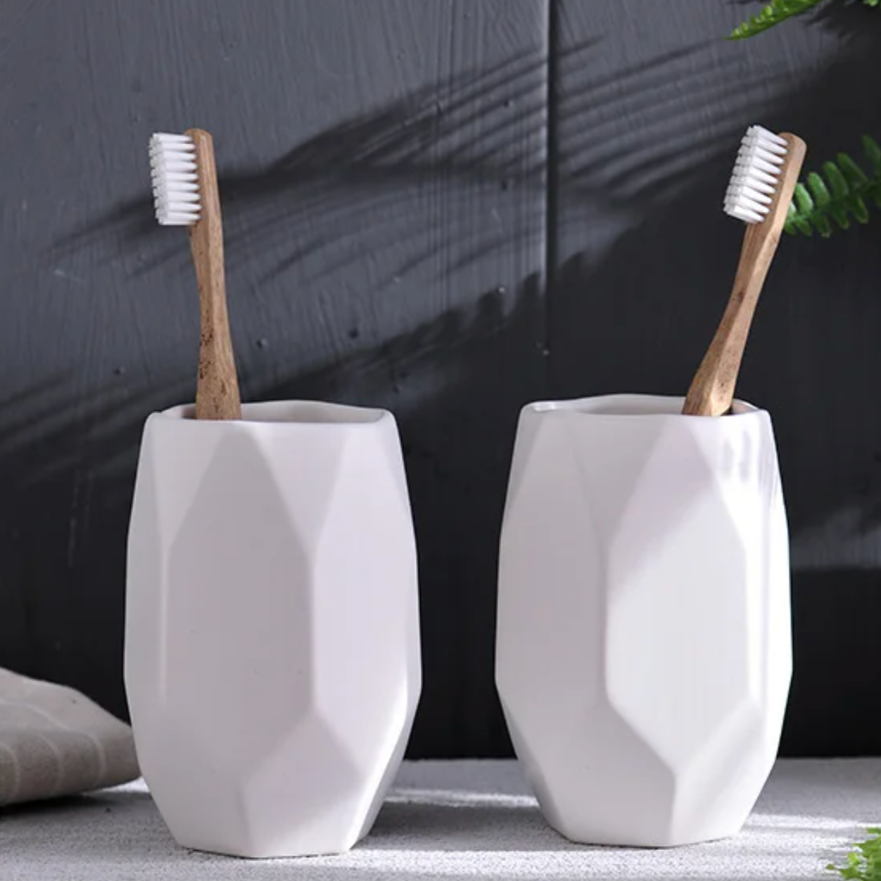 Ensemble de salle de bain Floroux en céramique 5 pièces | Design moderne | Accessoires de bain élégants pour la maison