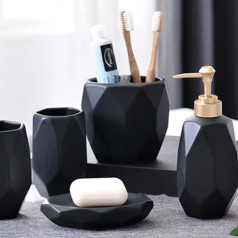 Ensemble de salle de bain Floroux en céramique 5 pièces | Design moderne | Accessoires de bain élégants pour la maison