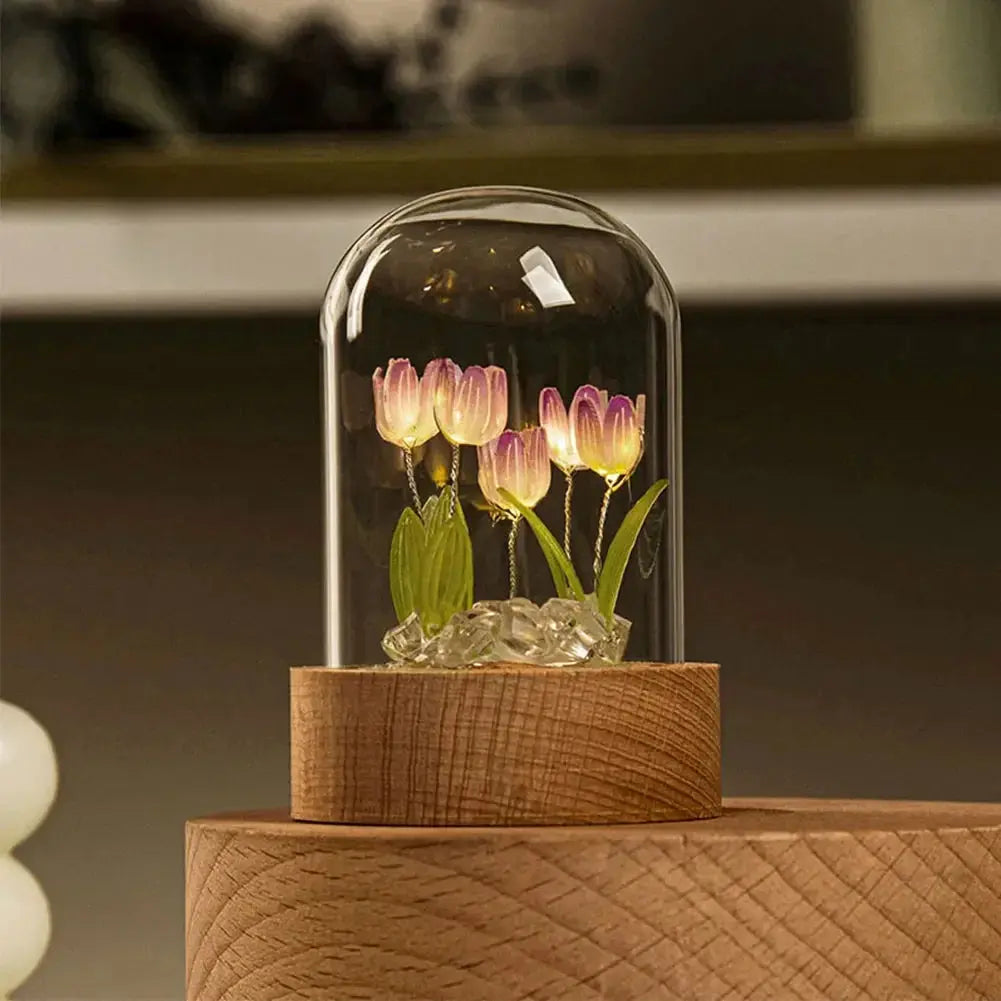 ÉclatTulipe - Lampe de Nuit Faite à la Main en Verre