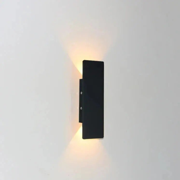 LumièreÉclat - Luminaire Mural LED Moderne et Élégant