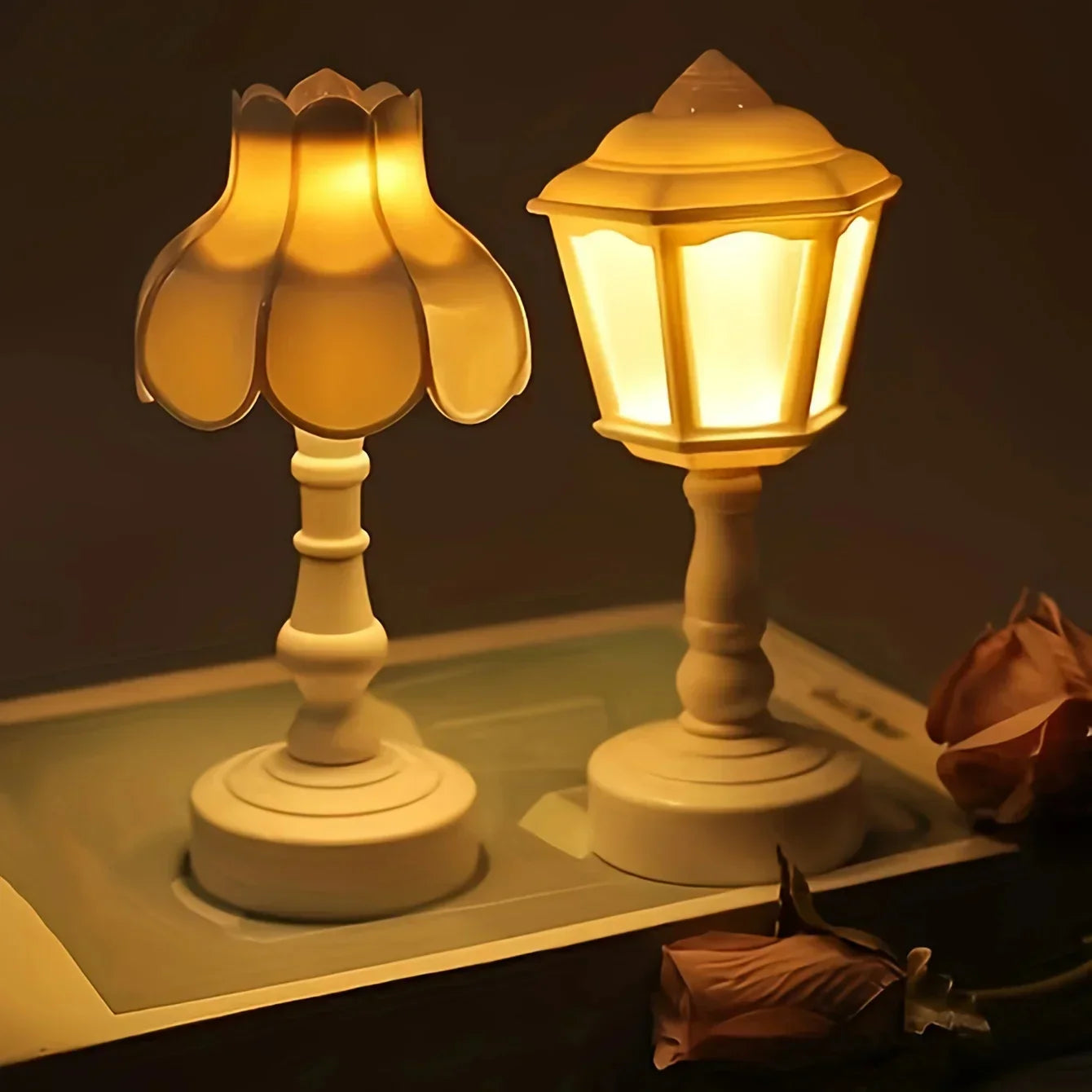 LumièreGéométrique – Lampe de Table LED Rechargeable au Design Unique