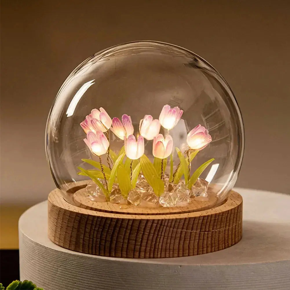 ÉclatTulipe - Lampe de Nuit Faite à la Main en Verre