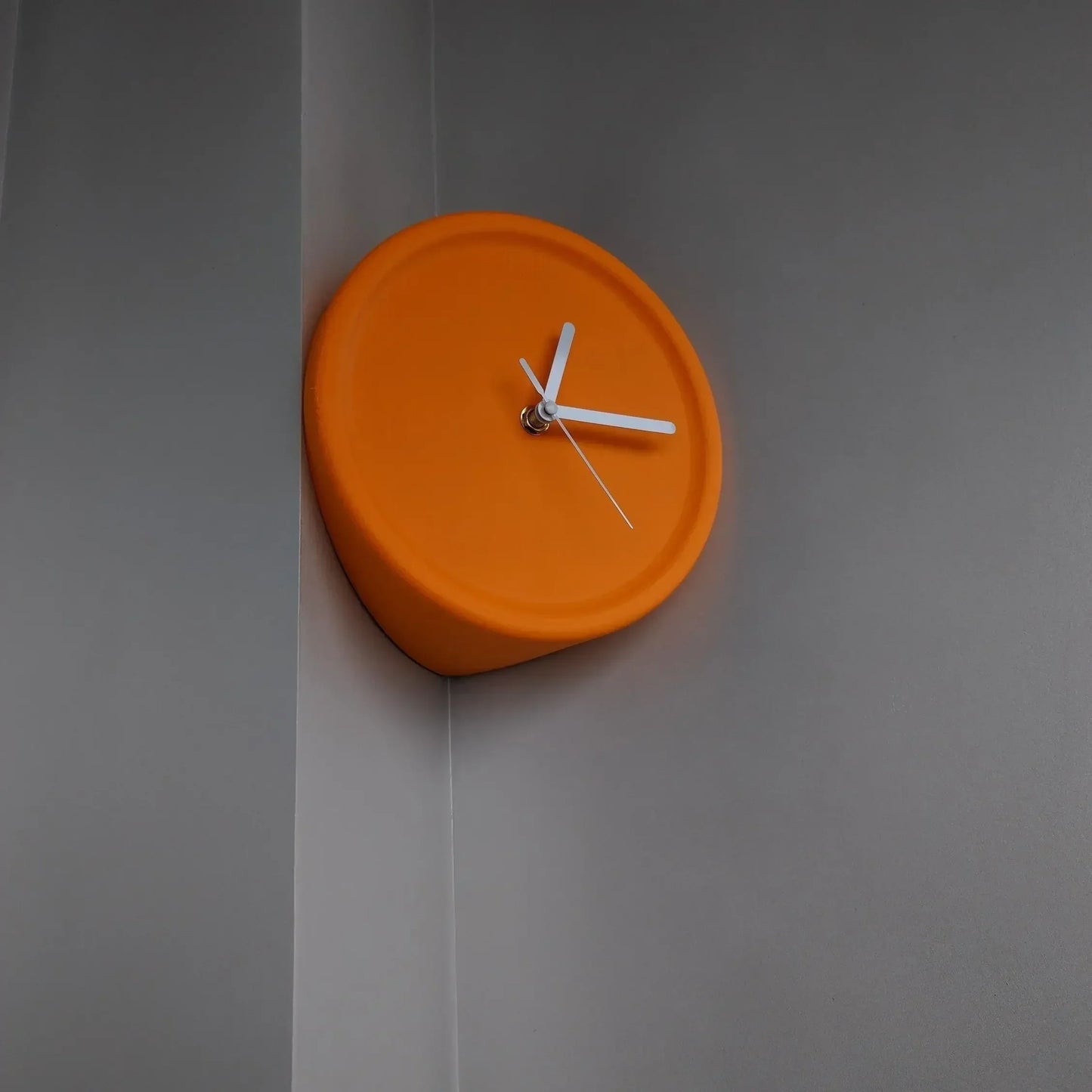 SilentCorner Horloge - Horloge mural silencieux élégant sans perçage