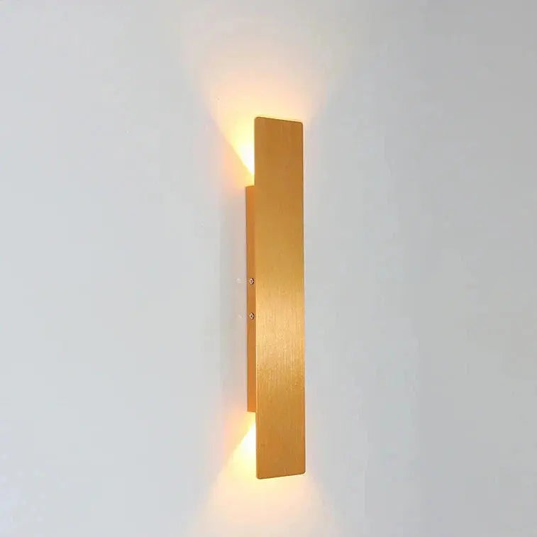 LumièreÉclat - Luminaire Mural LED Moderne et Élégant