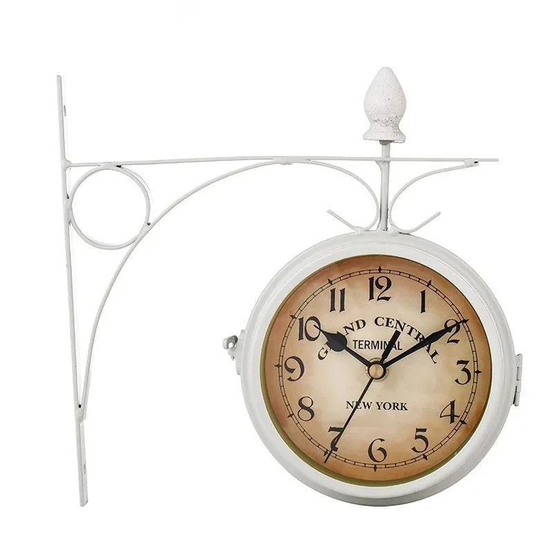 Floroux Vintage Horloge murale double face | Design nostalgique | Finition de haute qualité | Idéal pour la maison et le bureau