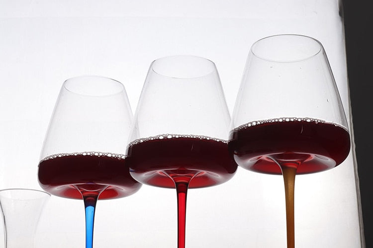 Coupes en verre contrastant laqué piano
