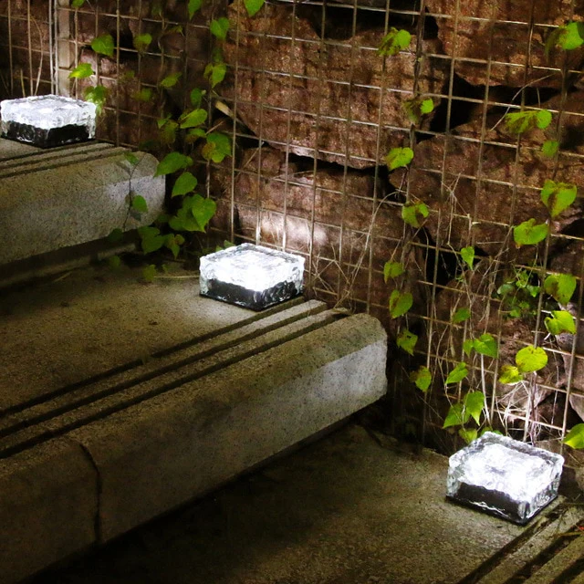 Solar Ice Cube Lumières de jardin extérieures