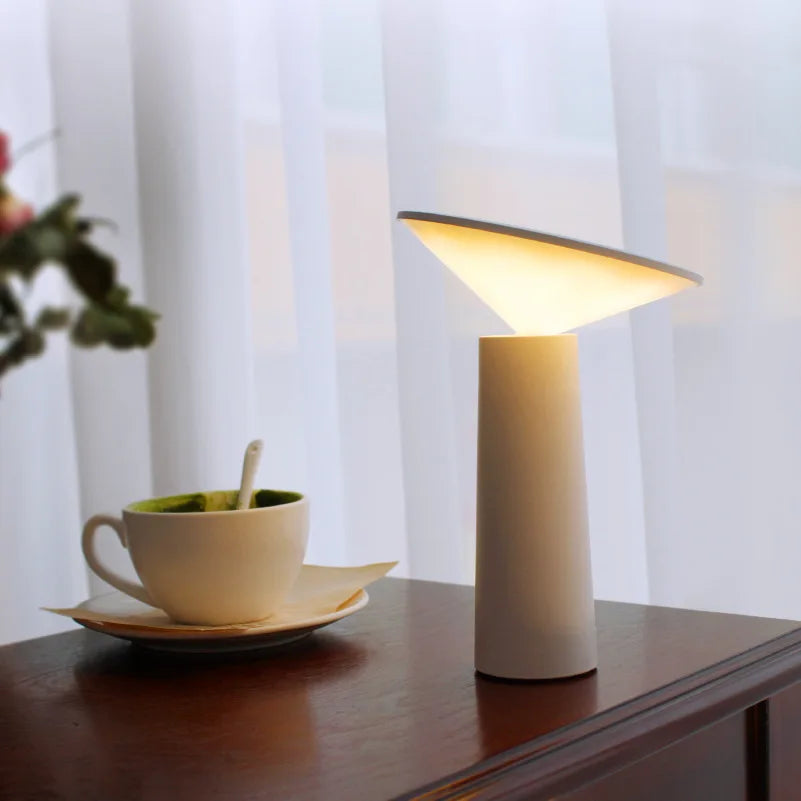 LumiFlex – Lampes Portables Créatives avec Recharge USB