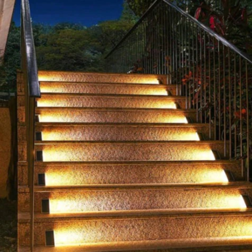Éclairage d'escalier solaire – SolarStep