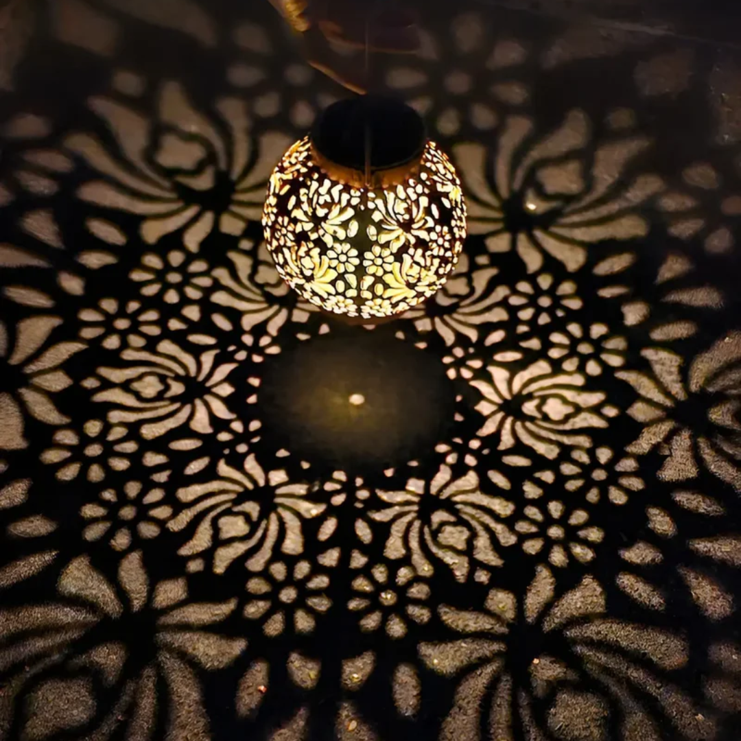 Lampe suspendue de jardin solaire LED étanche - RadiantGlow